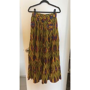 NWOT; NF One Size African Print Maxi Skirt with Elastic Waist